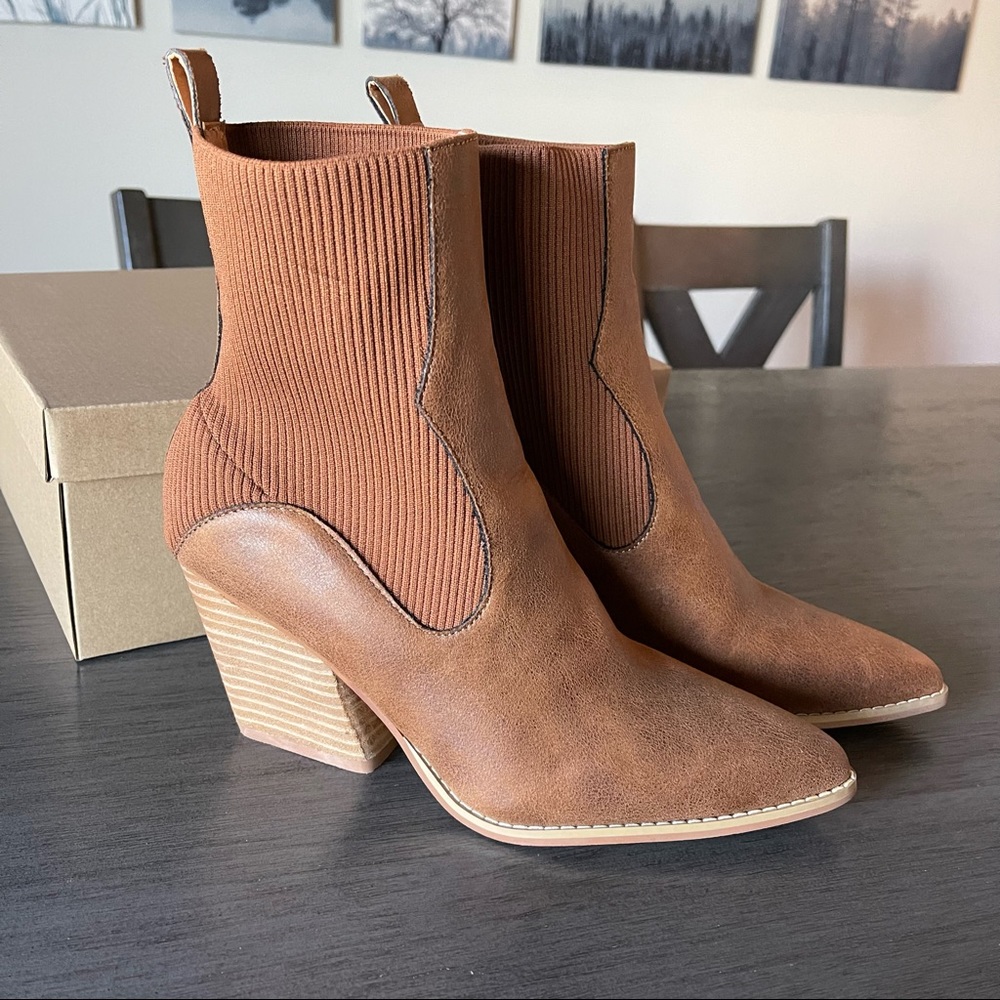 Jocelyn Brown Heeled Booties - Picture 3 of 16